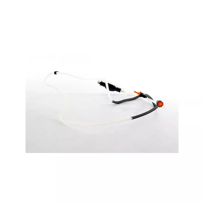 Tuyau de carburant BSG BSG 75-725-022